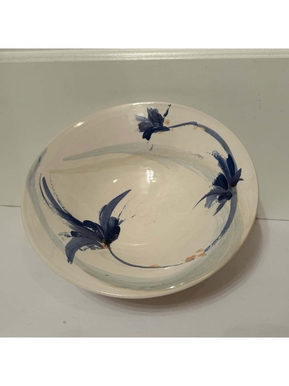 BOWL ASIAN STYLE TRANQUILITY FLORAL WHITE BLUE POTTERY SIGNED HANDMADE
